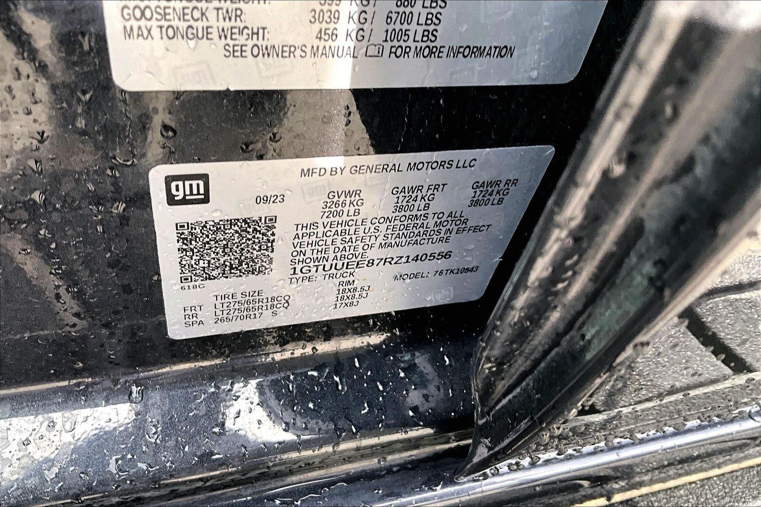 2024 GMC Sierra 1500 AT4