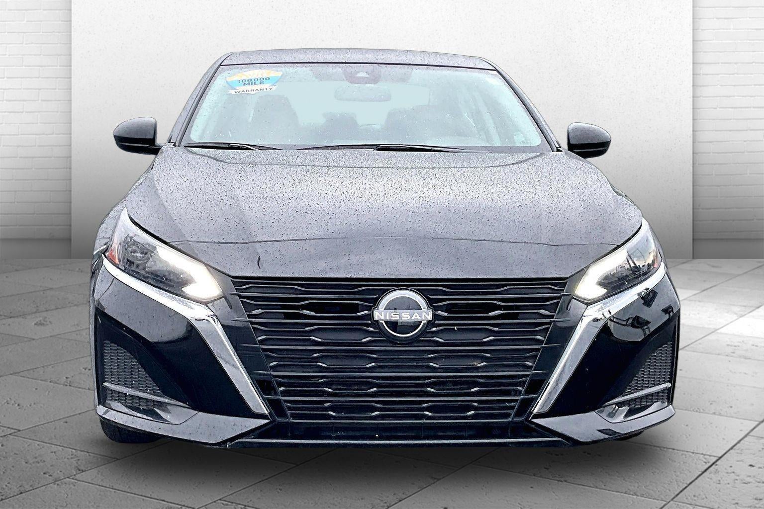 Used 2025 Nissan Altima SV with VIN 1N4BL4DV4SN385183 for sale in Kansas City