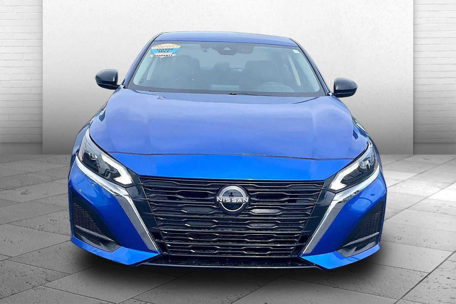 Used 2025 Nissan Altima SV with VIN 1N4BL4DV8SN302628 for sale in Kansas City