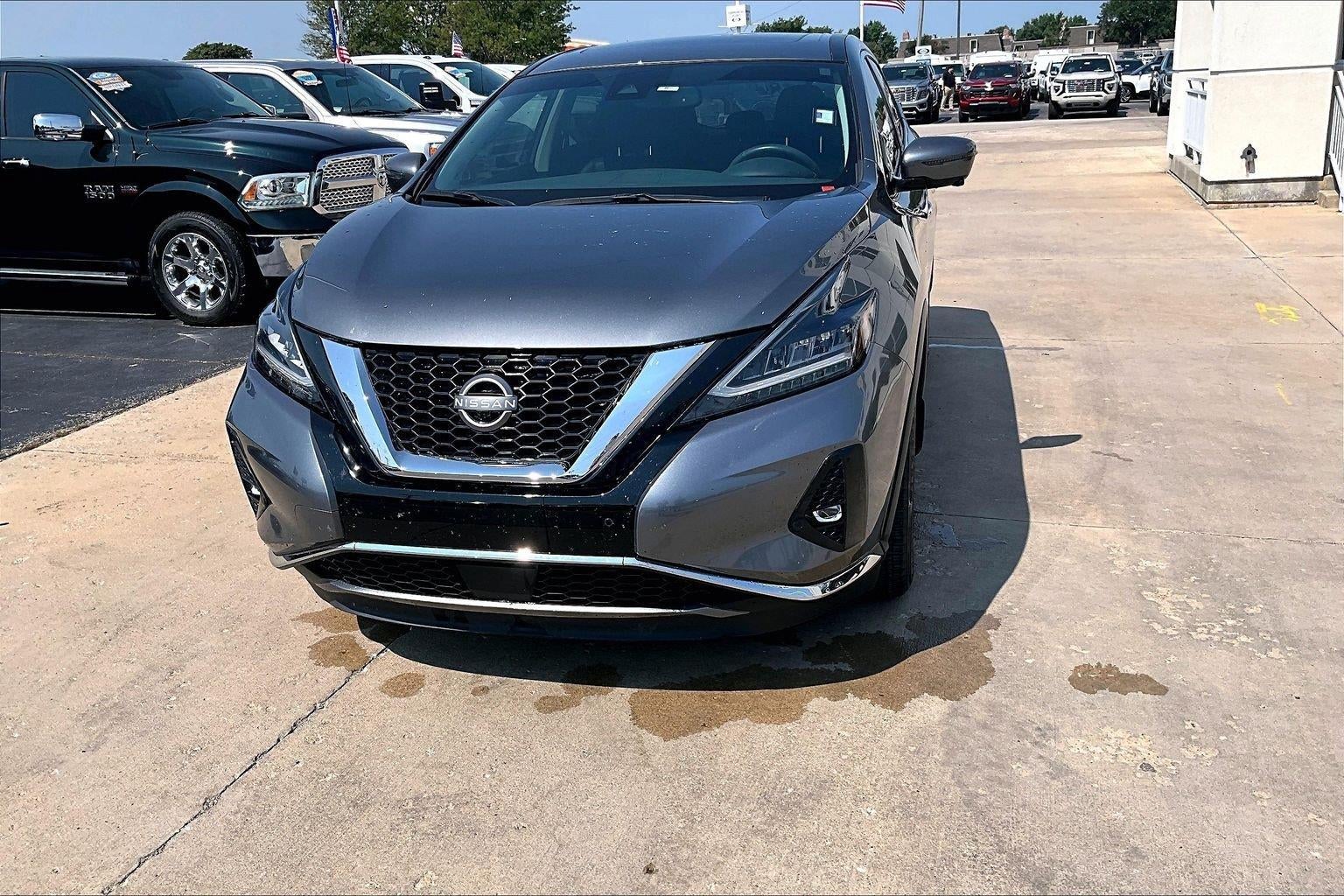 2023 Nissan Murano SL