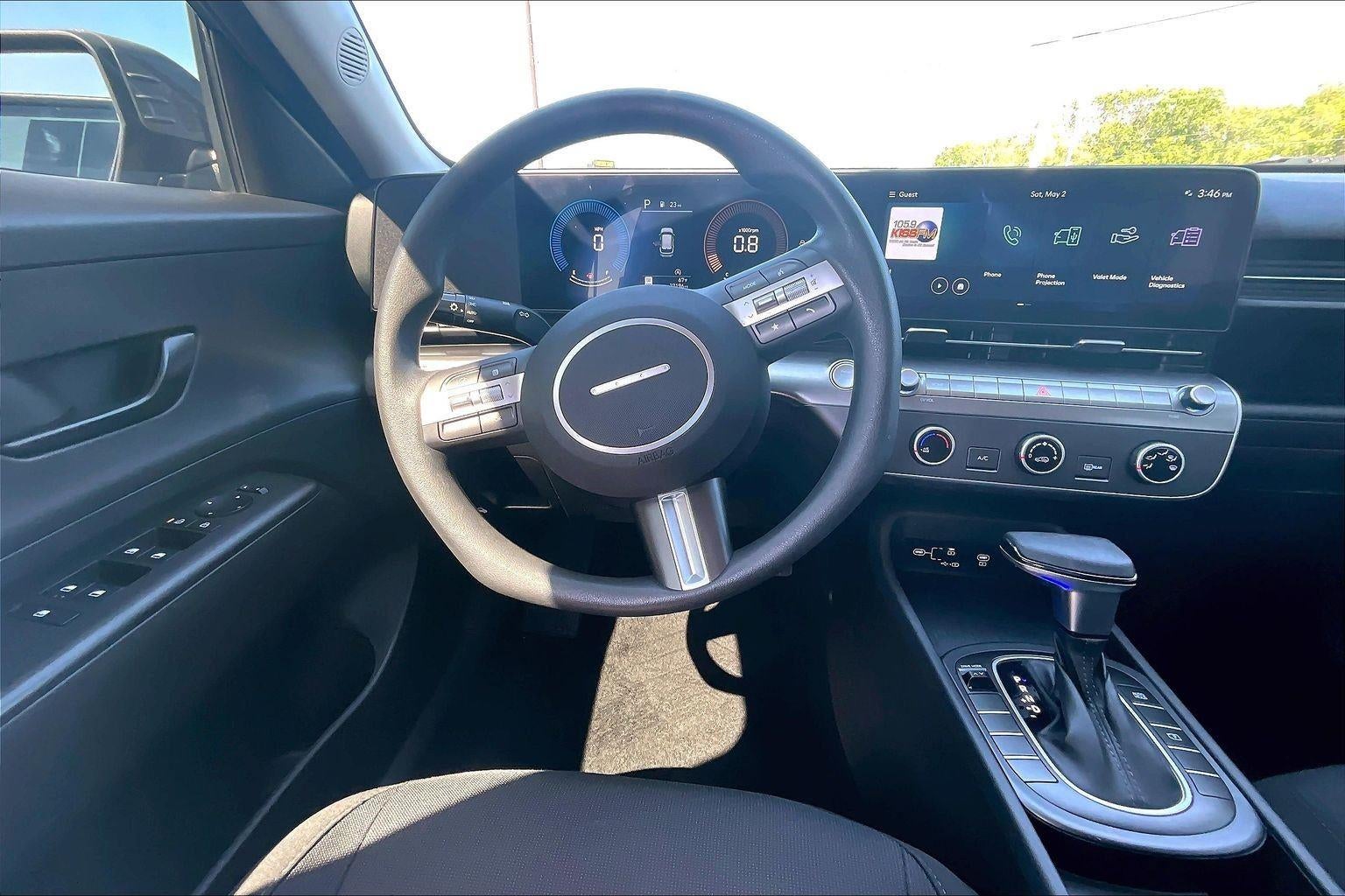 2025 Hyundai Kona SE