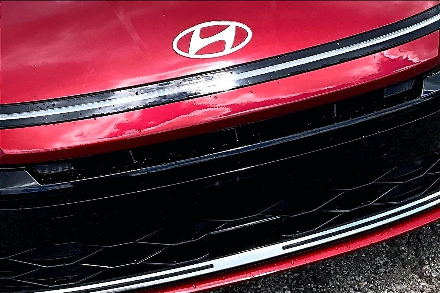 2025 Hyundai Sonata Hybrid SEL