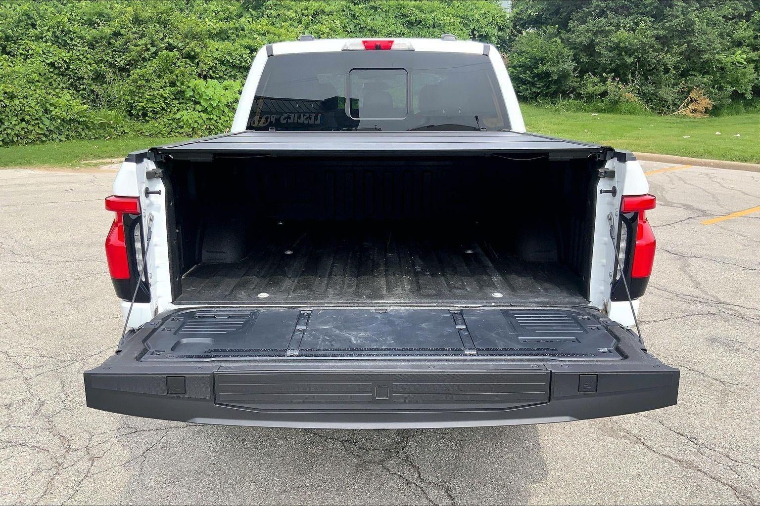 2022 Ford F-150 Lightning Lariat