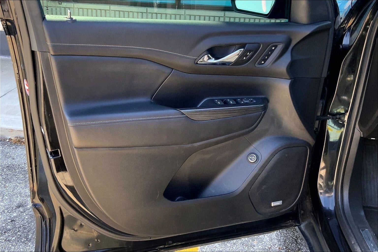 2020 GMC Acadia SLT