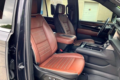 2023 GMC Yukon Denali Ultimate
