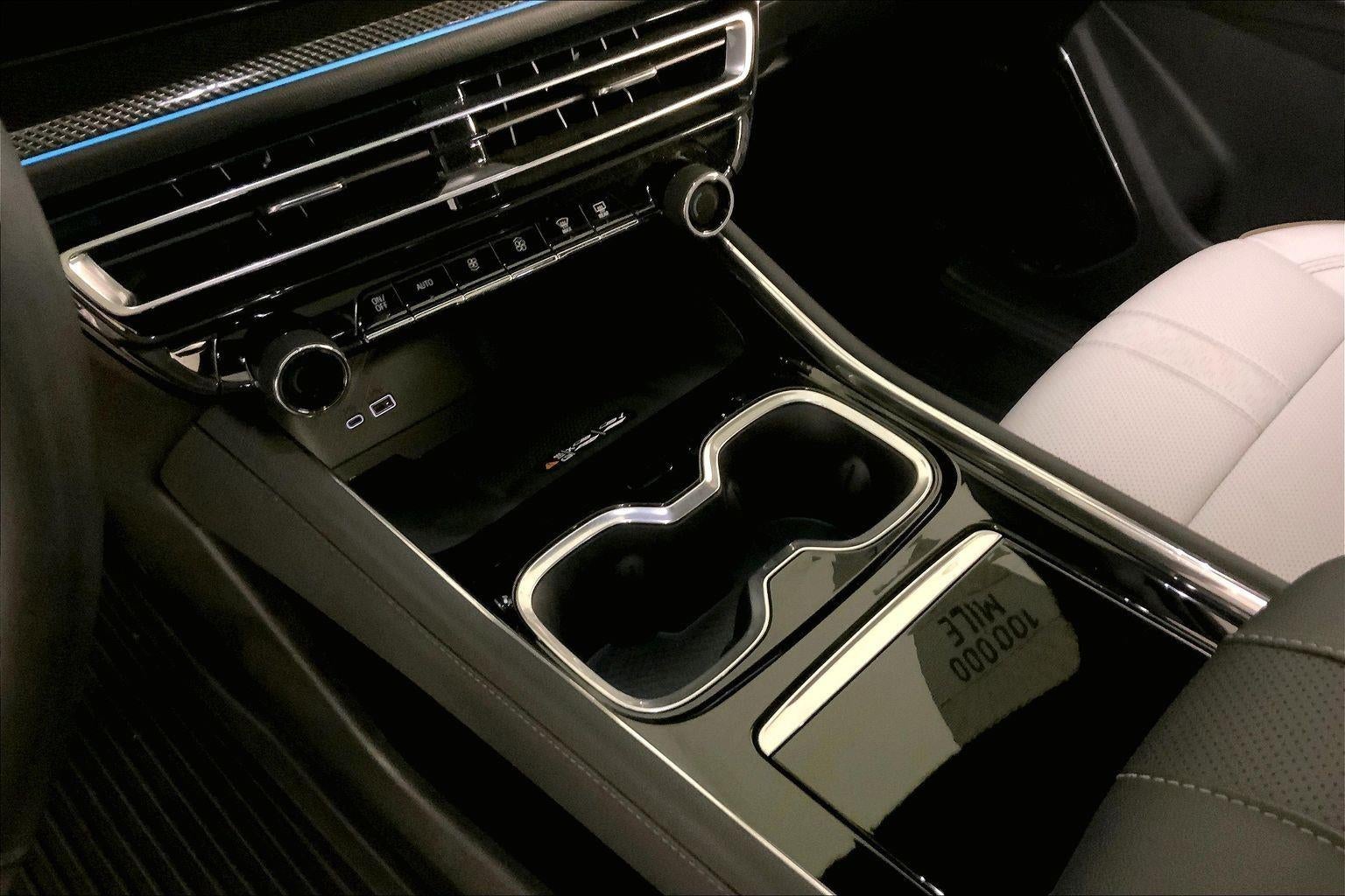 2025 Chevrolet Traverse High Country