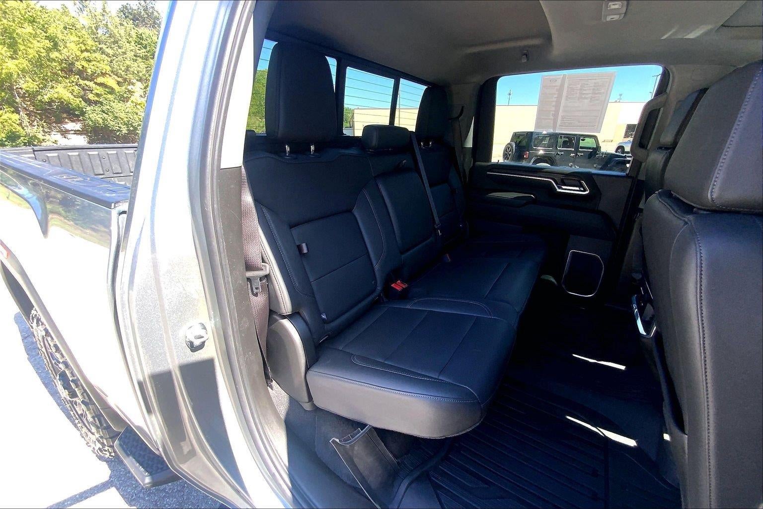 2025 GMC Sierra 2500 HD SLT
