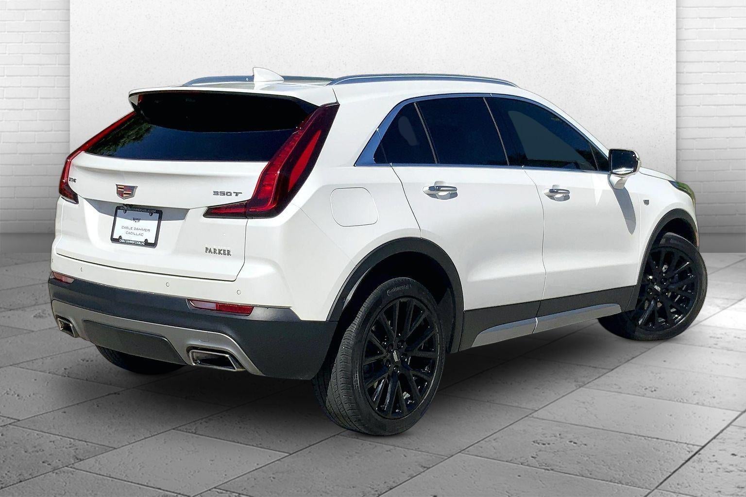 2023 Cadillac XT4 Premium Luxury