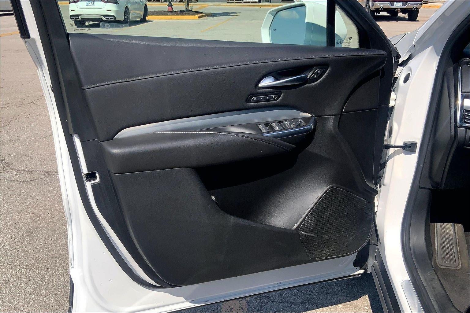2021 Cadillac XT4 AWD Premium Luxury