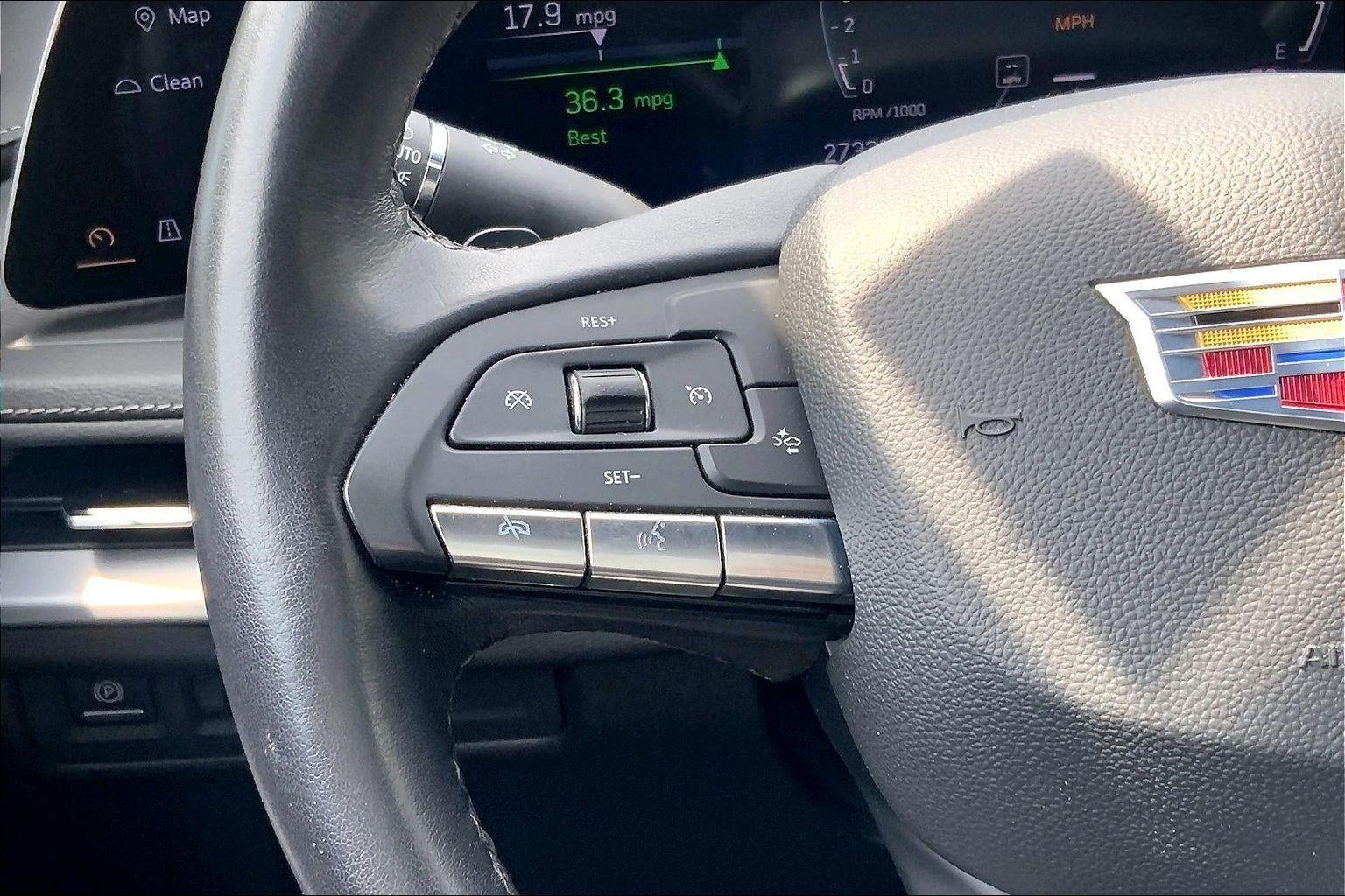 2025 Cadillac XT4 Premium Luxury