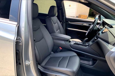 2025 Cadillac XT5 Luxury