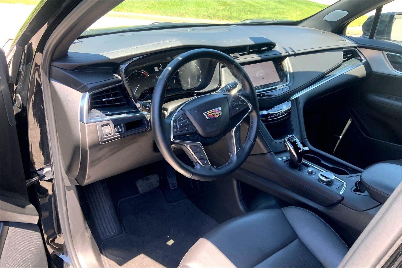 2025 Cadillac XT5 Premium Luxury