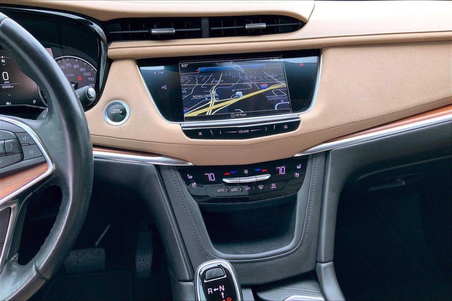 2018 Cadillac XT5 Platinum AWD
