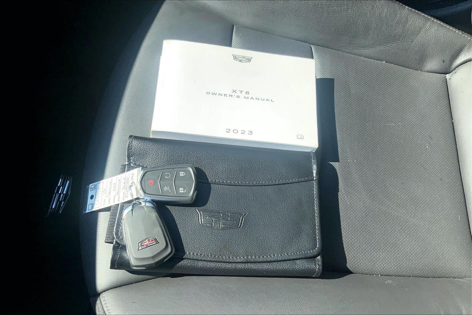 2023 Cadillac XT6 AWD Premium Luxury