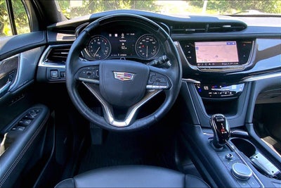 2025 Cadillac XT6 Premium Luxury