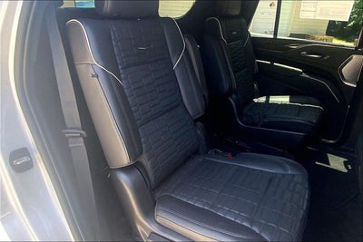 2022 Cadillac Escalade Sport Platinum