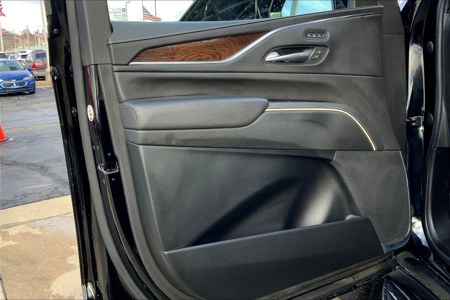 2021 Cadillac Escalade ESV Sport Platinum