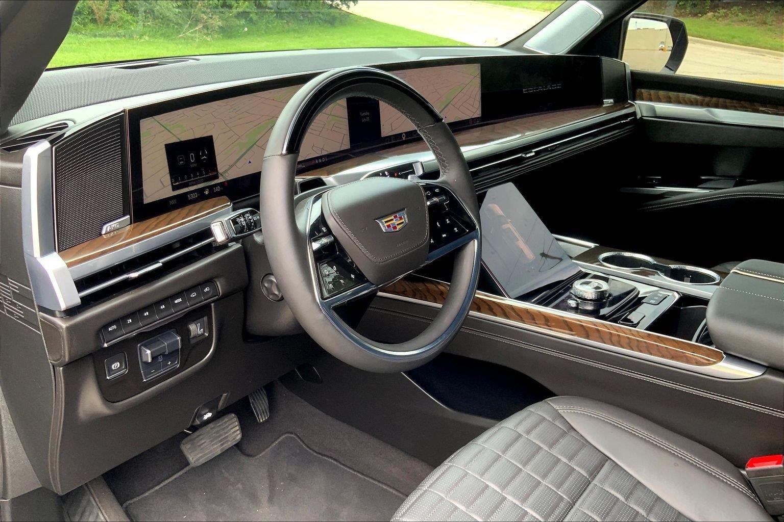 2025 Cadillac Escalade Sport Platinum