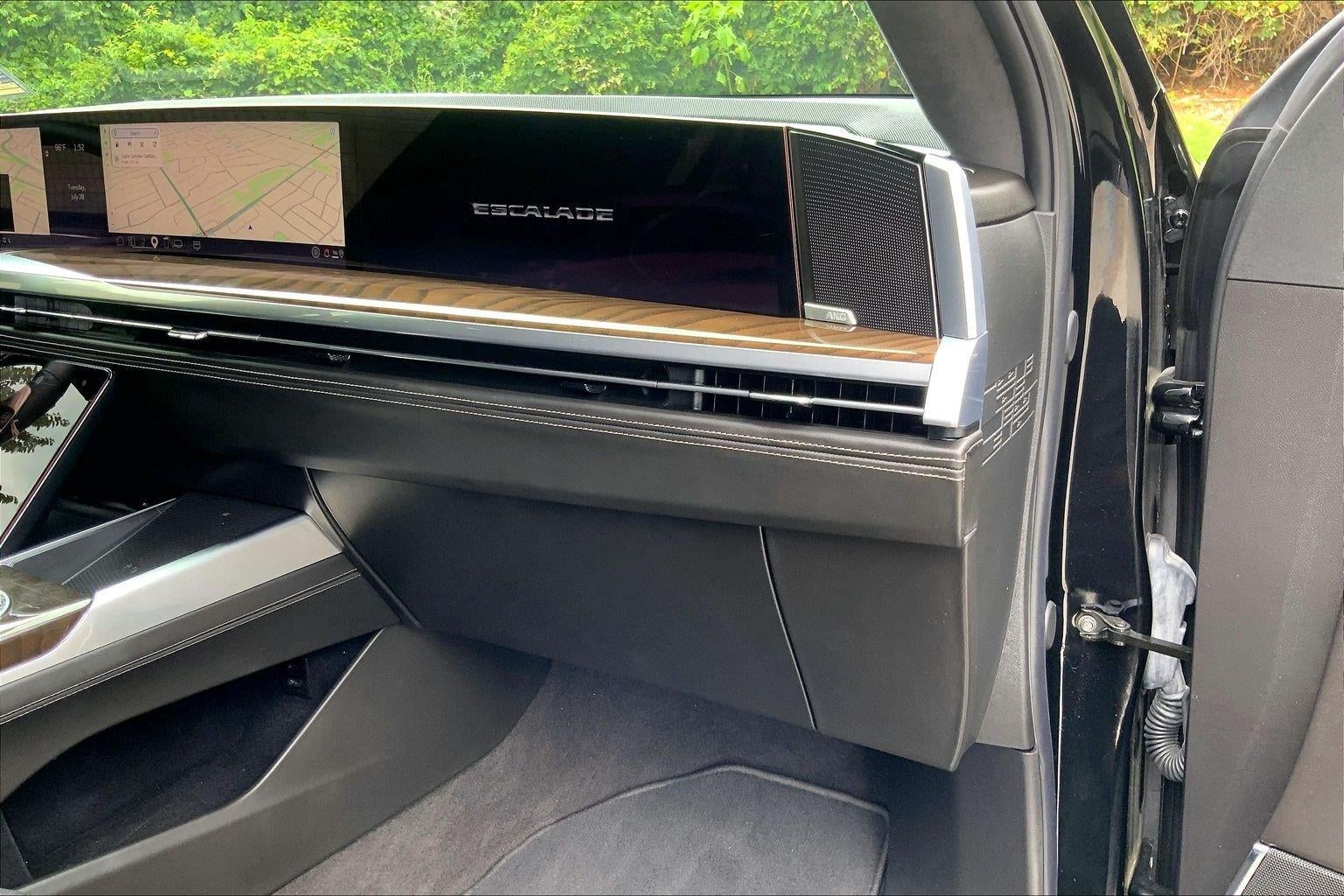2025 Cadillac Escalade Sport Platinum