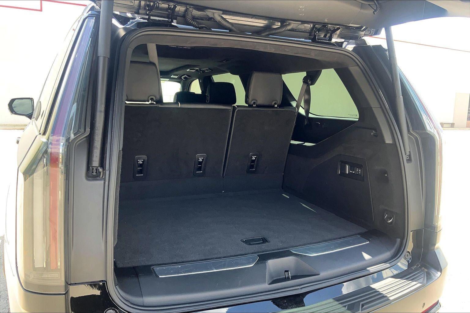 2026 Cadillac Escalade ESV V-Series