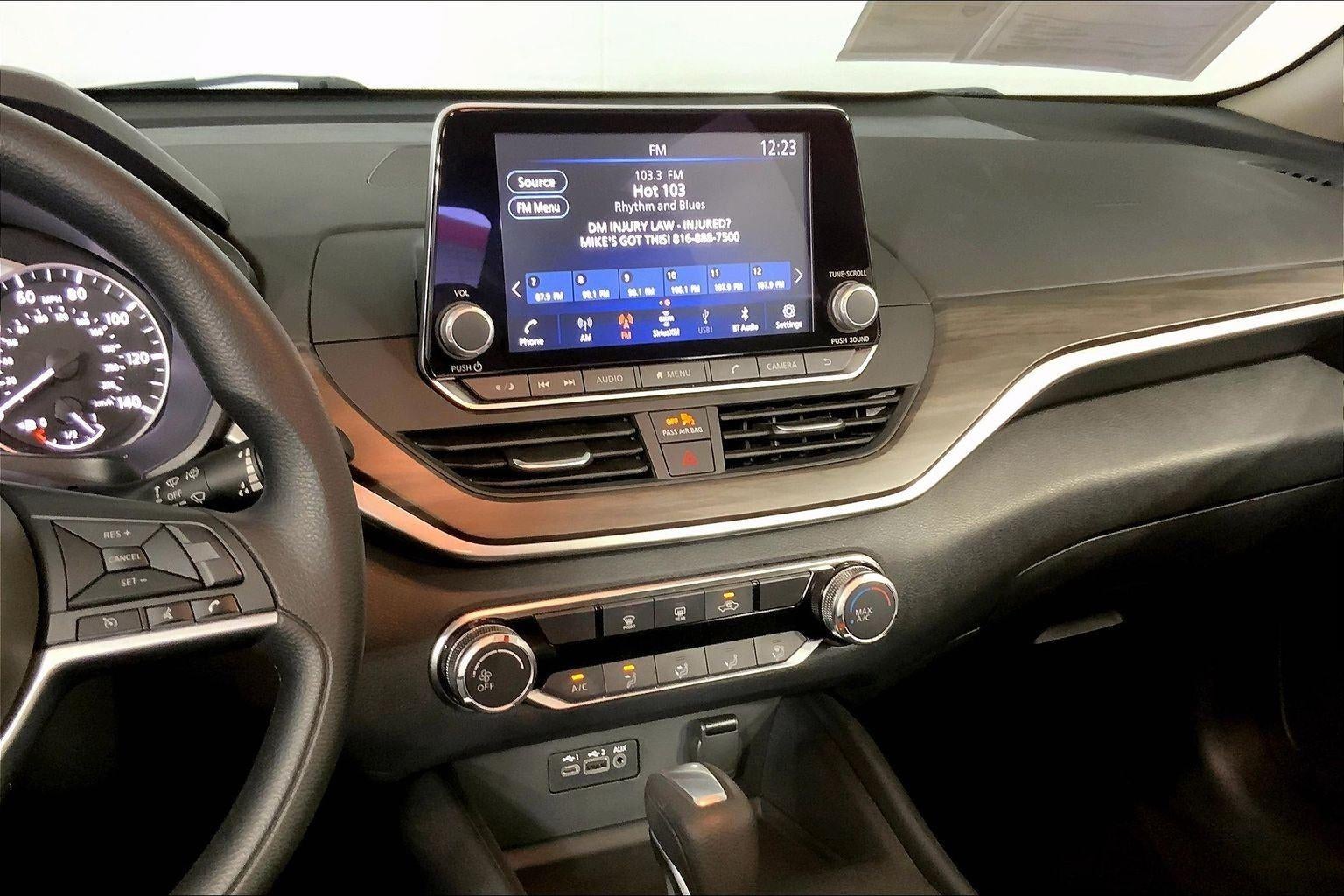 2025 Nissan Altima SV