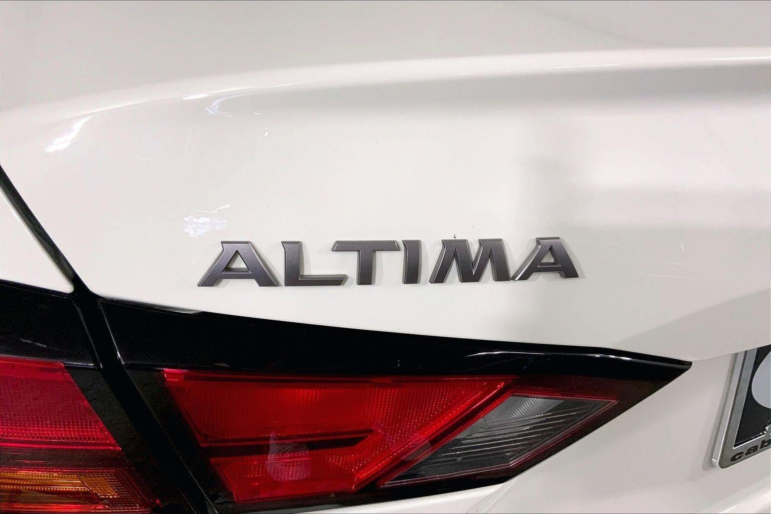 2025 Nissan Altima SV