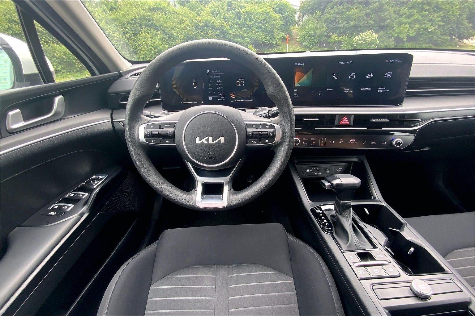 2025 Kia K5 LXS