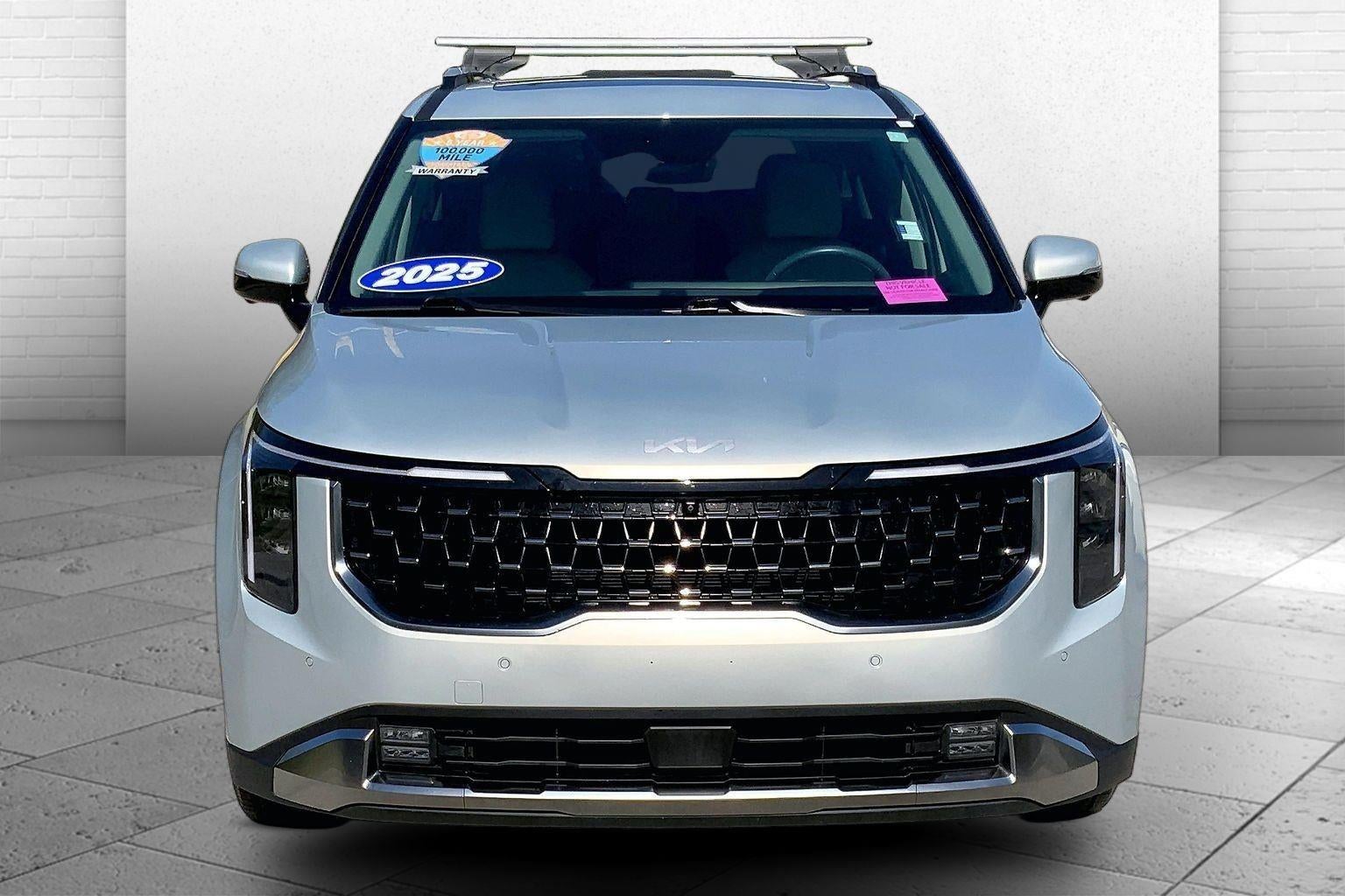2025 Kia Carnival SX