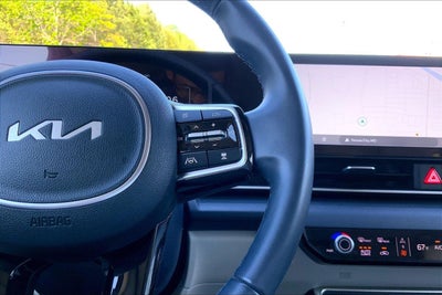 2025 Kia Carnival SX