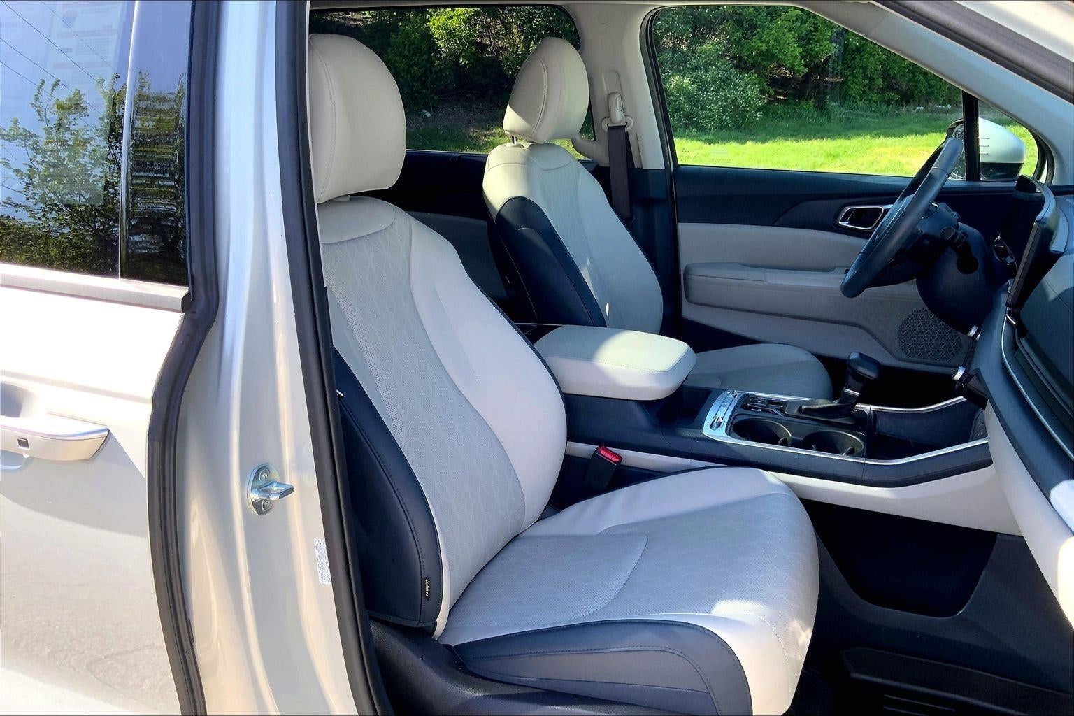 2025 Kia Carnival SX