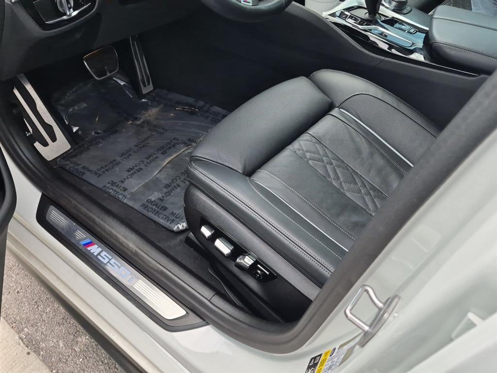 2023 BMW 5 Series M550i xDrive