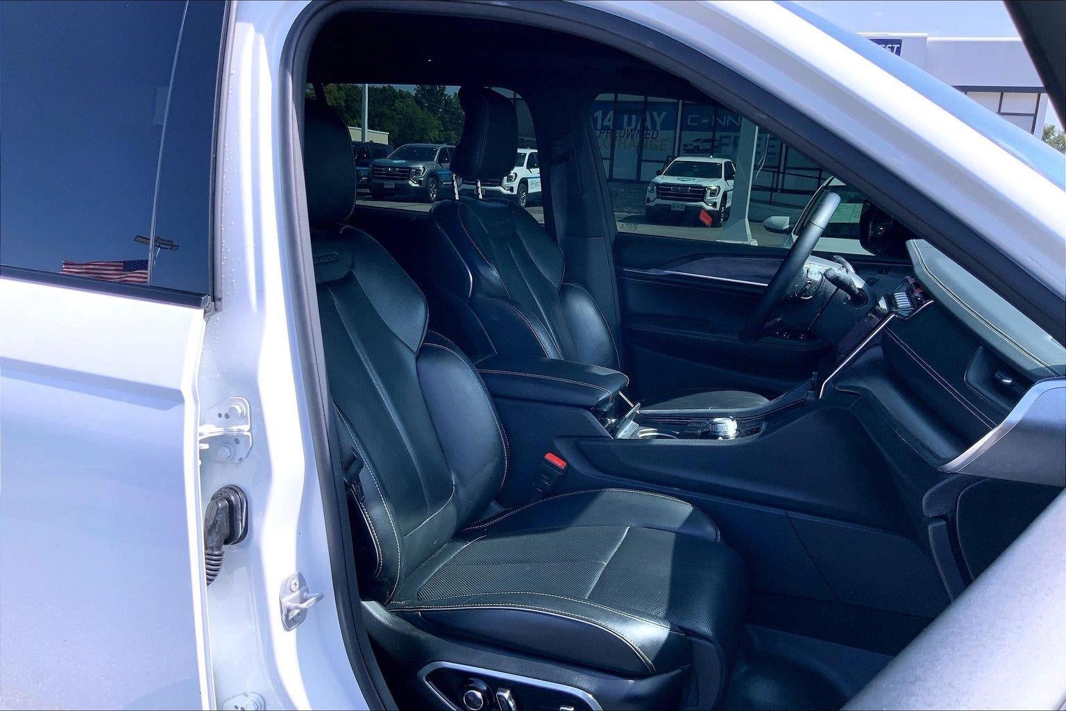 2023 Jeep Grand Cherokee L Overland
