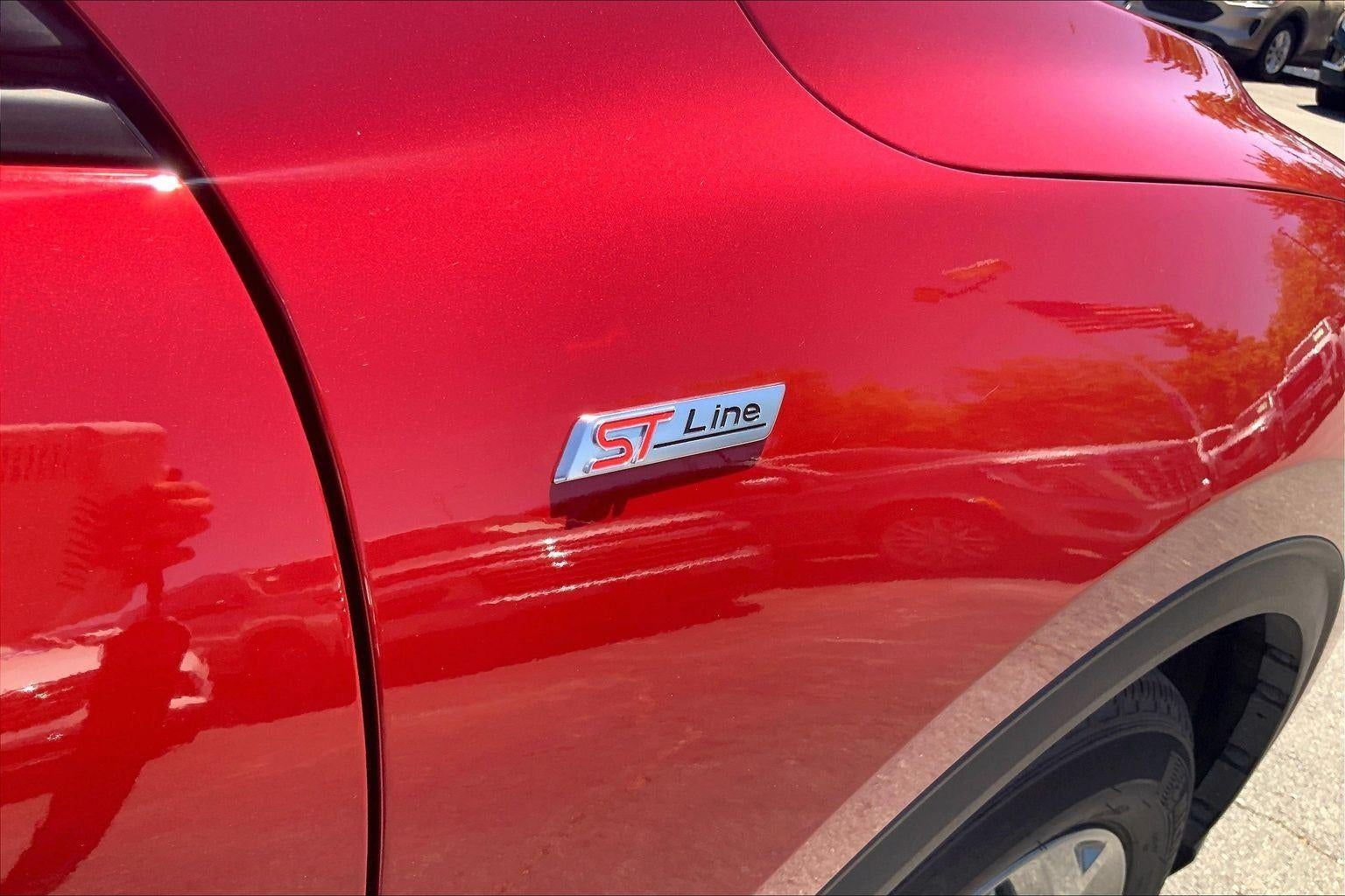 2025 Ford Escape ST-Line