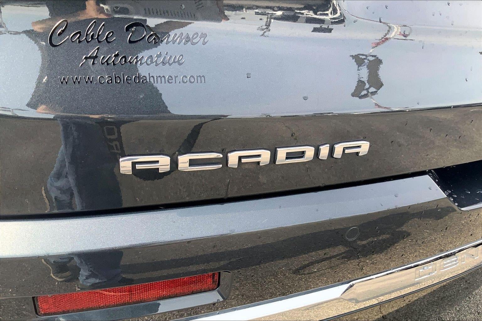 2023 GMC Acadia Denali