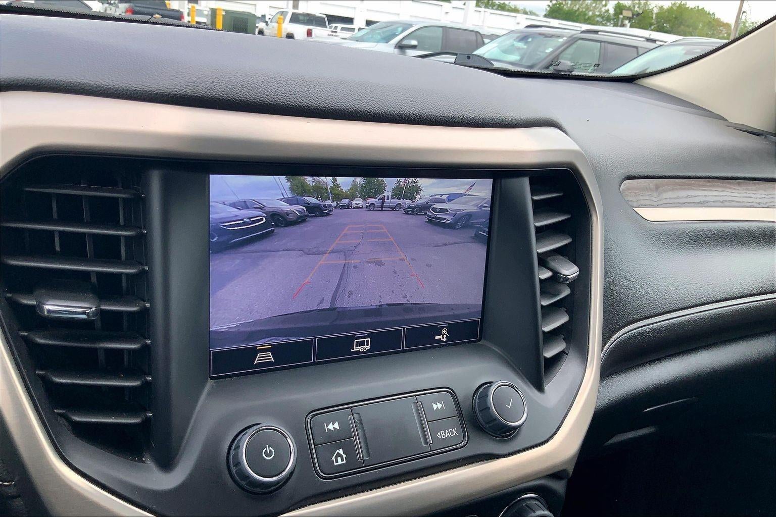 2023 GMC Acadia Denali