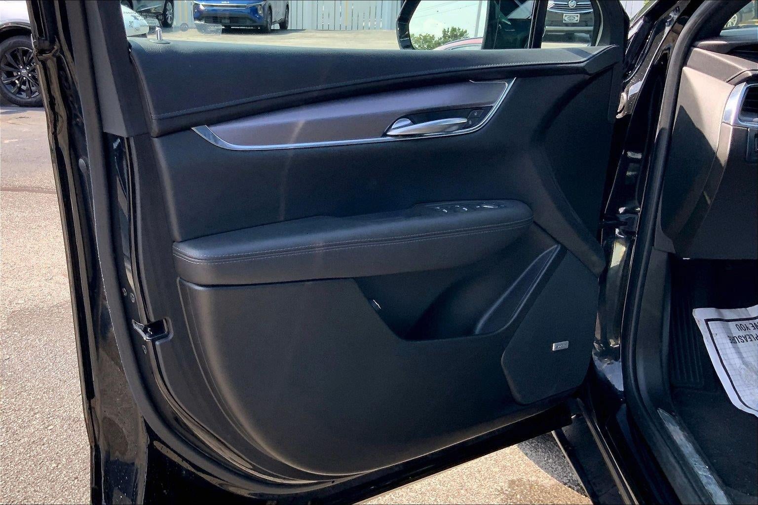 2023 Cadillac XT5 Luxury