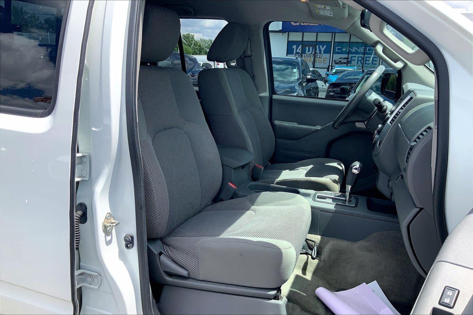 2017 Nissan Frontier SV V6