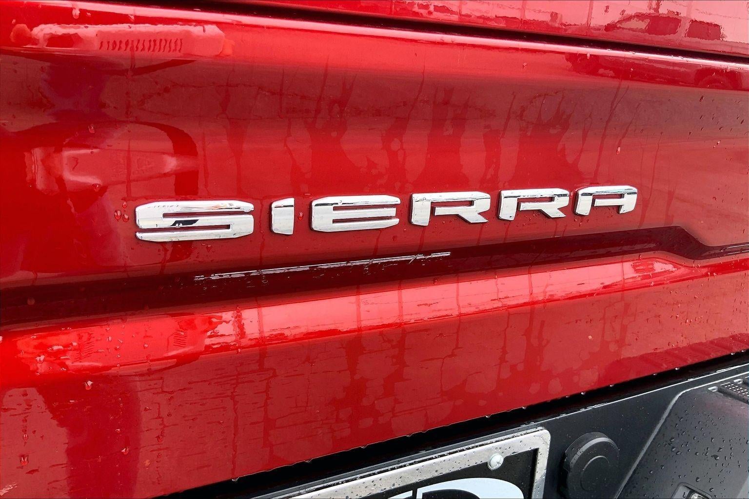 2025 GMC Sierra 1500 AT4