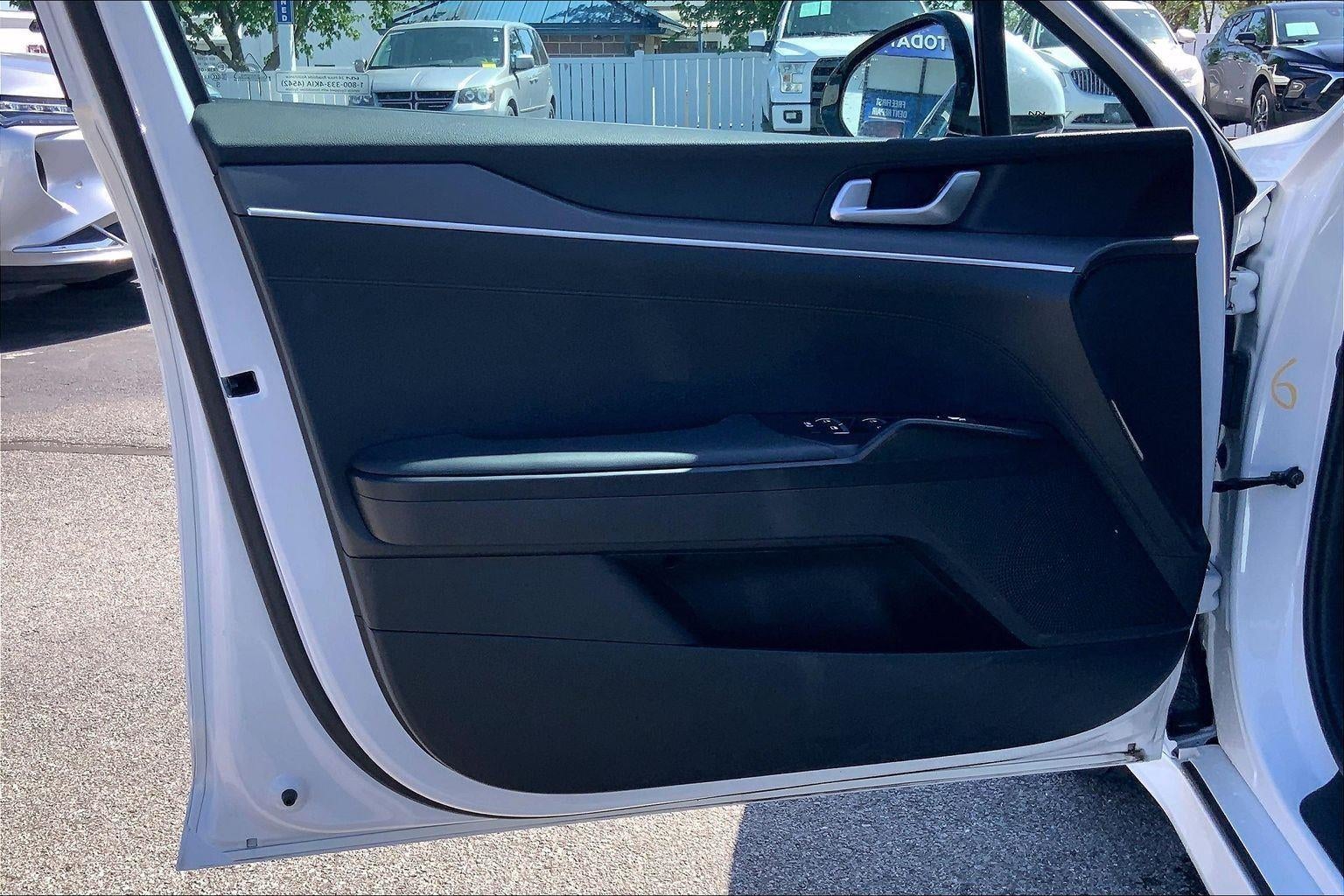2025 Kia K5 LXS
