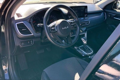 2023 Kia Seltos S