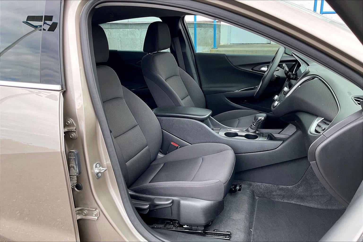 2024 Chevrolet Malibu LS