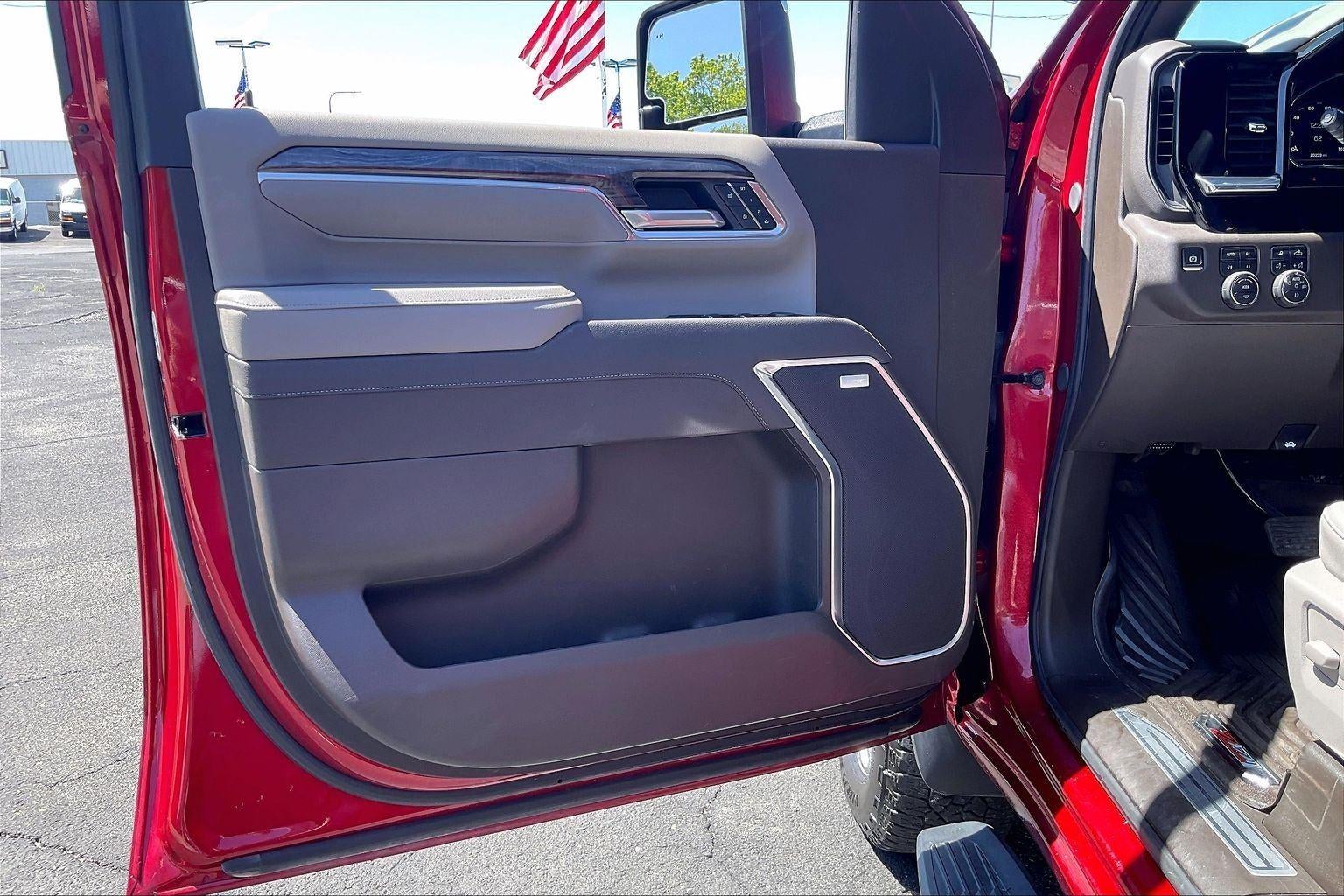 2025 Chevrolet Silverado 3500 HD LTZ