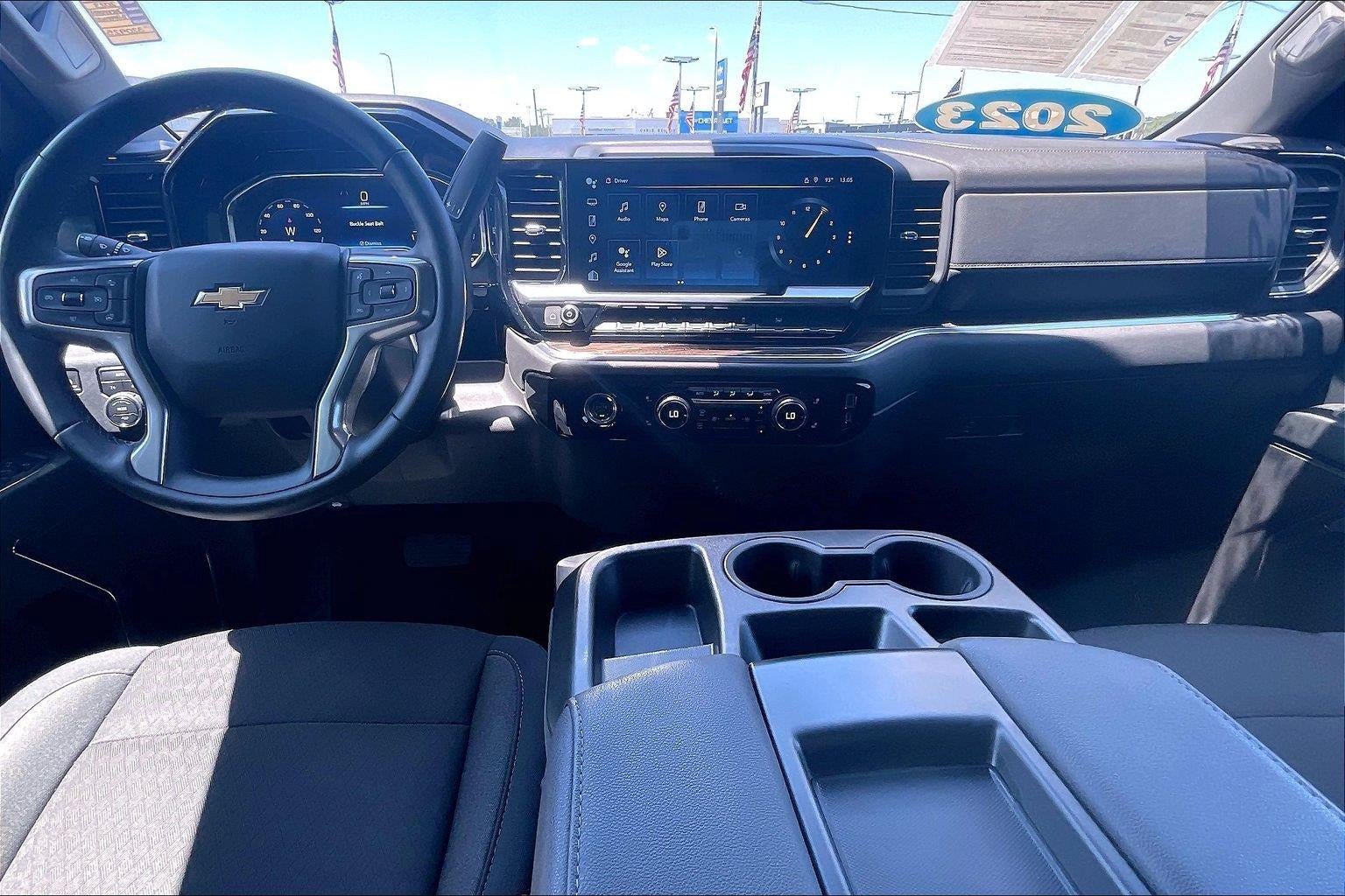 2023 Chevrolet Silverado 1500 LT (2FL)