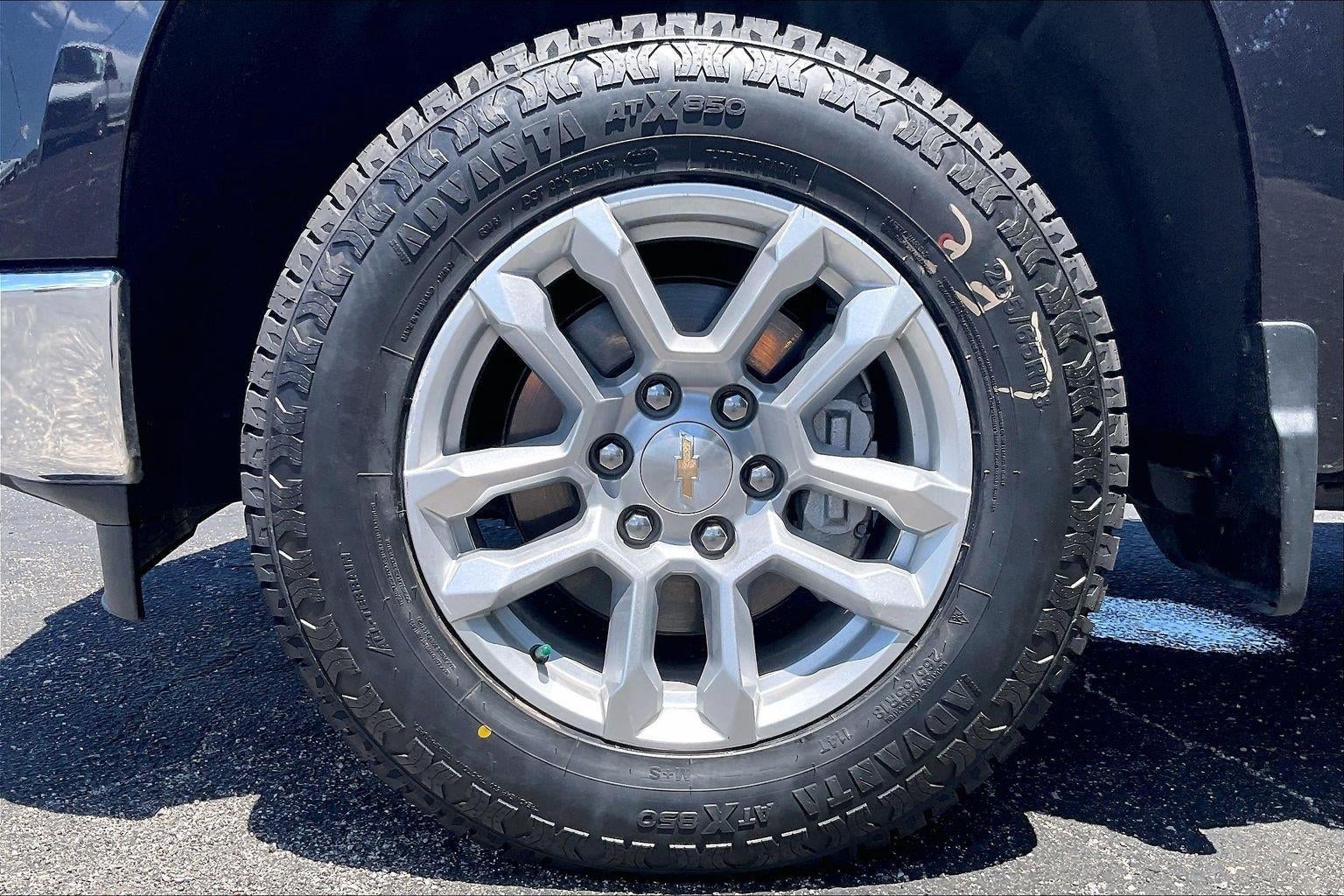 2023 Chevrolet Silverado 1500 LT (2FL)