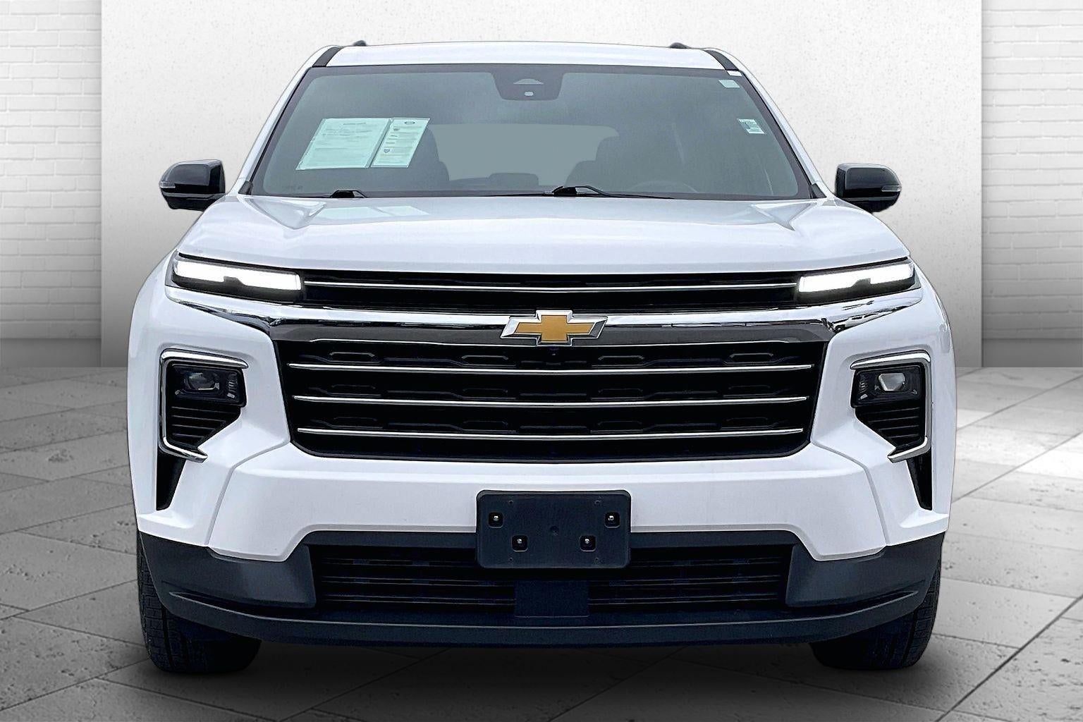 2024 Chevrolet Traverse LT