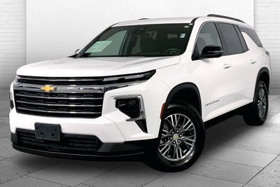 2024 Chevrolet Traverse LT