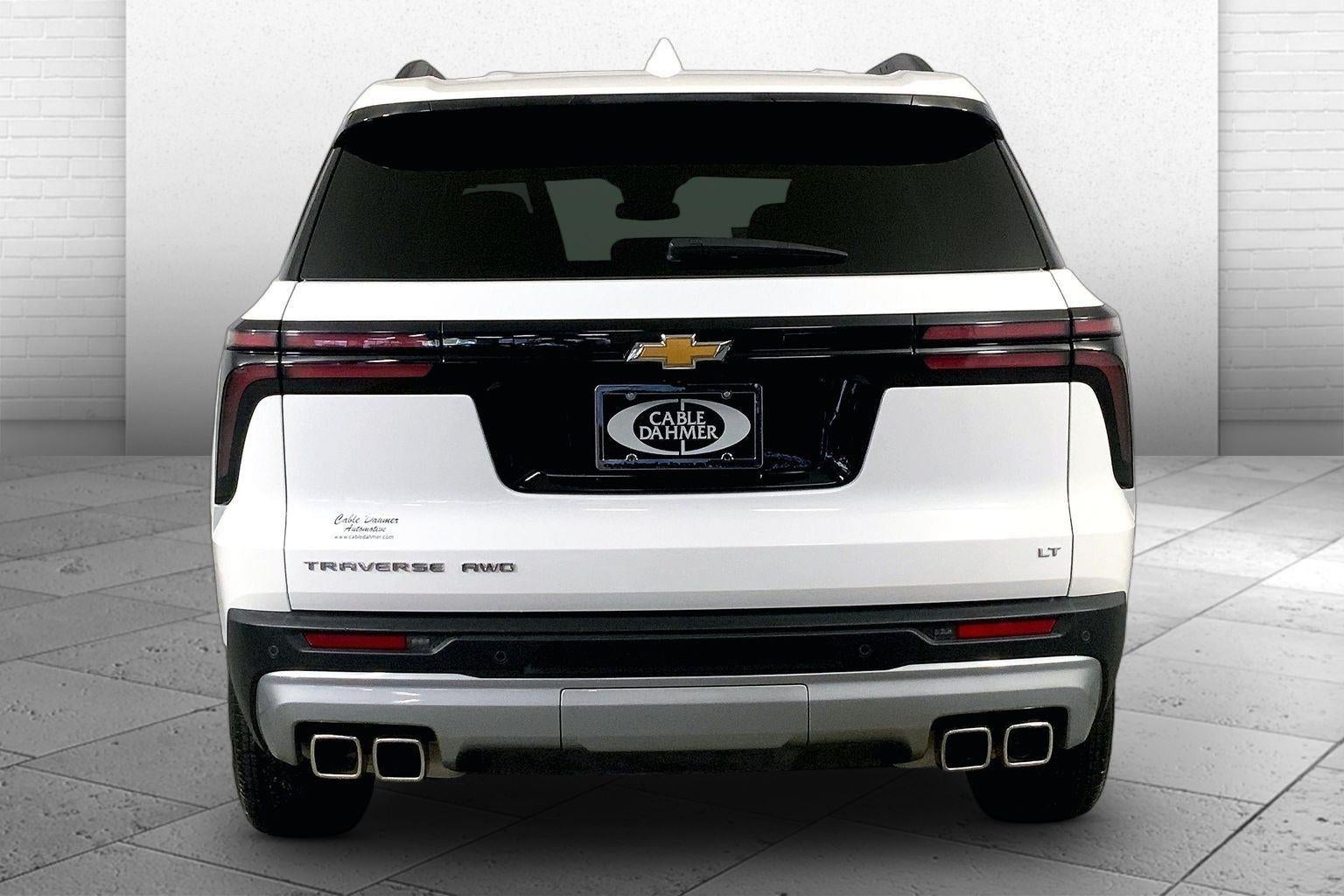 2024 Chevrolet Traverse LT