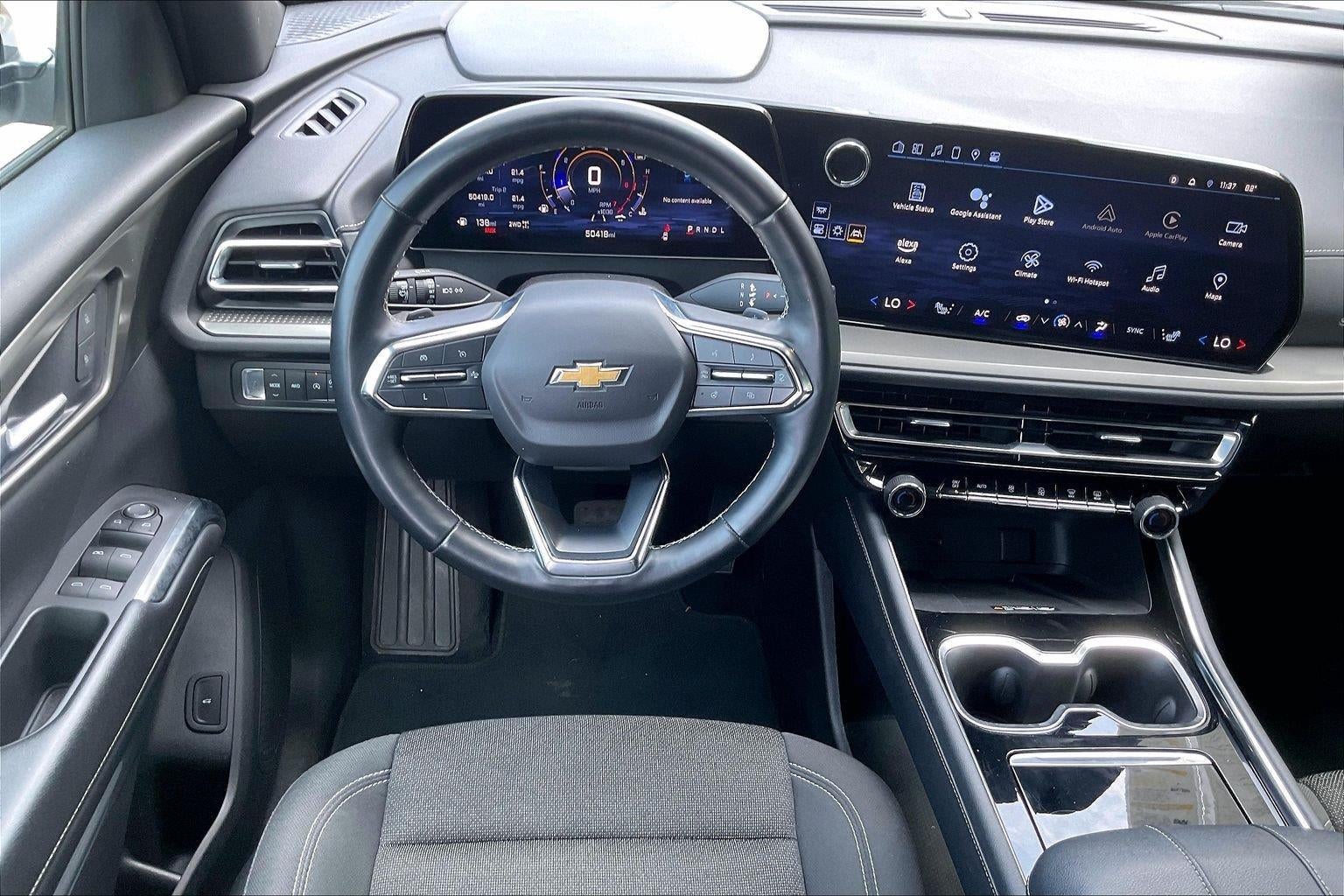 2024 Chevrolet Traverse LT
