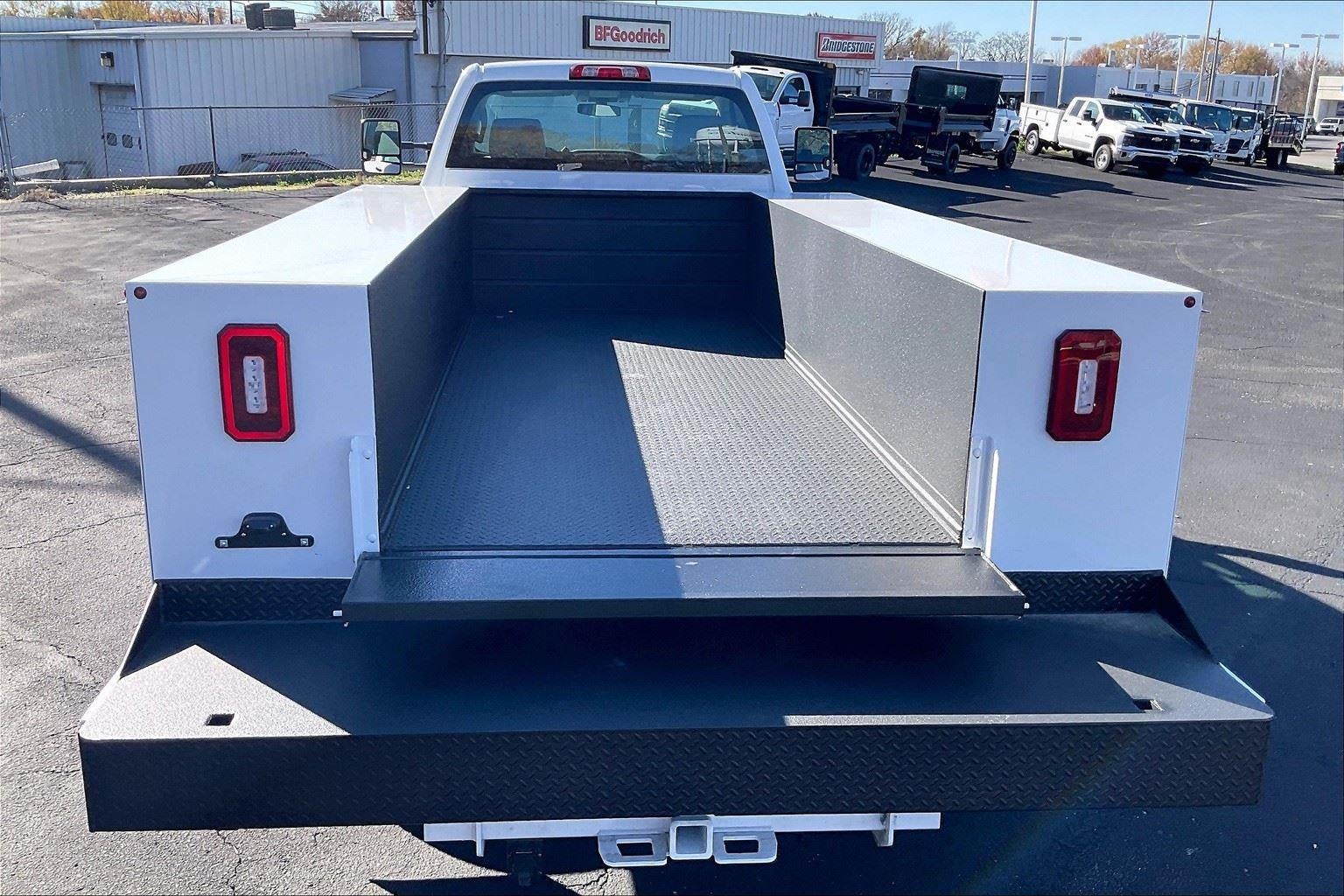 2024 Chevrolet Silverado 5500 HD Work Truck