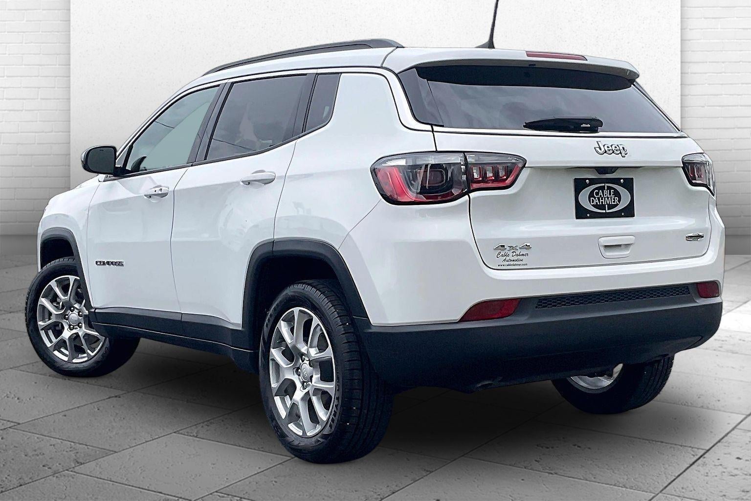 2024 Jeep Compass Latitude Lux